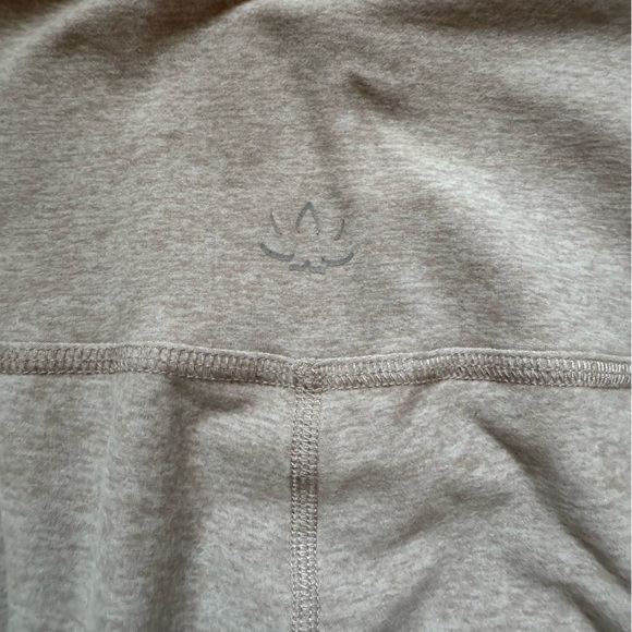 Beyond yoga leggings - Picture 3 of 3